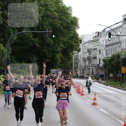 14.06.2026 - REWE Women's Run Jannik Wohlers http://msf.ph/oto/9818221 14.06.2026 10:59:30 Laufen 1 meine-sportfotos.de