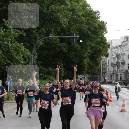 14.06.2026 - REWE Women's Run Jannik Wohlers http://msf.ph/oto/9818223 14.06.2026 10:59:30 Laufen  meine-sportfotos.de