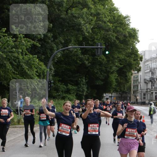 14.06.2026 - REWE Women's Run Jannik Wohlers http://msf.ph/oto/9818229 14.06.2026 10:59:31 Laufen 5668 meine-sportfotos.de