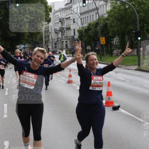 14.06.2026 - REWE Women's Run Jannik Wohlers http://msf.ph/oto/9818246 14.06.2026 10:59:36 Laufen 1, 5939, 1577, 137 meine-sportfotos.de