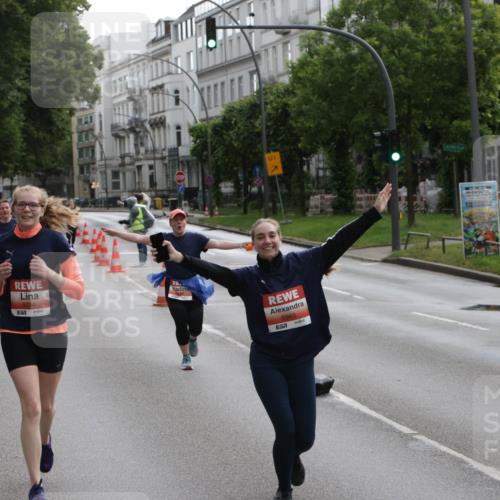 14.06.2026 - REWE Women's Run Jannik Wohlers http://msf.ph/oto/9818270 14.06.2026 10:59:40 Laufen 5754, 01, 5963 meine-sportfotos.de