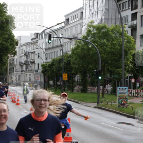 14.06.2026 - REWE Women's Run Jannik Wohlers http://msf.ph/oto/9818274 14.06.2026 10:59:42 Laufen 6754, 57, 1 meine-sportfotos.de