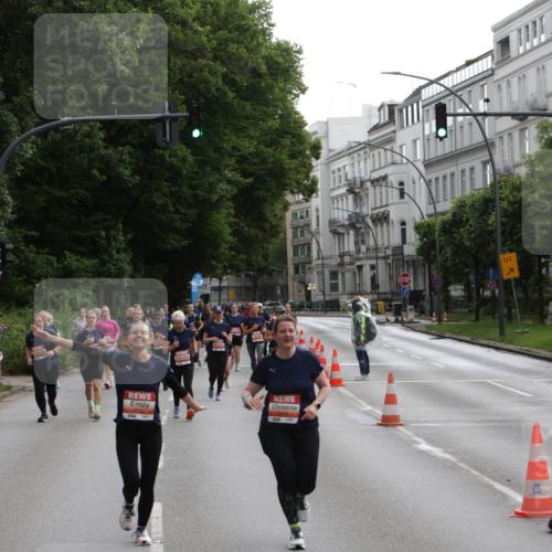 14.06.2026 - REWE Women's Run Jannik Wohlers http://msf.ph/oto/9818278 14.06.2026 10:59:42 Laufen 1 meine-sportfotos.de