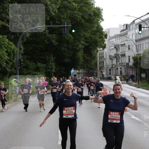 14.06.2026 - REWE Women's Run Jannik Wohlers http://msf.ph/oto/9818290 14.06.2026 10:59:44 Laufen 7, 6013, 5639, 57 meine-sportfotos.de