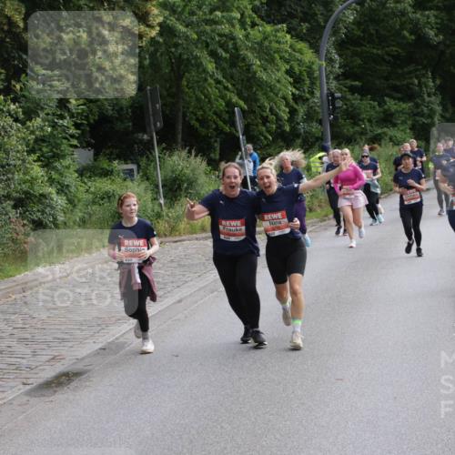 14.06.2026 - REWE Women's Run Jannik Wohlers http://msf.ph/oto/9818298 14.06.2026 10:59:48 Laufen 734 meine-sportfotos.de