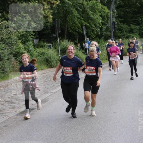 14.06.2026 - REWE Women's Run Jannik Wohlers http://msf.ph/oto/9818315 14.06.2026 10:59:49 Laufen 7 meine-sportfotos.de