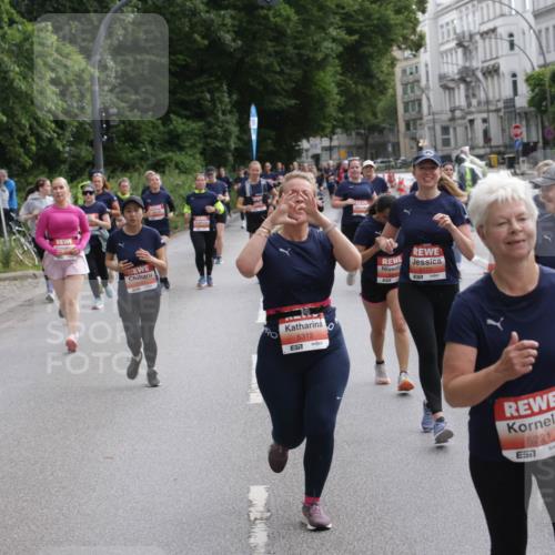 14.06.2026 - REWE Women's Run Jannik Wohlers http://msf.ph/oto/9818320 14.06.2026 10:59:50 Laufen 6295, 5312, 5177, 5221, 7, 1 meine-sportfotos.de