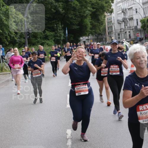 14.06.2026 - REWE Women's Run Jannik Wohlers http://msf.ph/oto/9818321 14.06.2026 10:59:51 Laufen 295, 5312, 7, 5177, 5221, 7, 1 meine-sportfotos.de