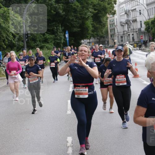 14.06.2026 - REWE Women's Run Jannik Wohlers http://msf.ph/oto/9818324 14.06.2026 10:59:51 Laufen 5312, 5177, 5221, 7, 1 meine-sportfotos.de