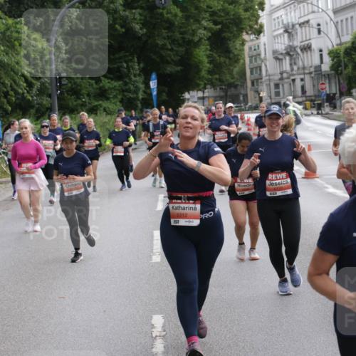 14.06.2026 - REWE Women's Run Jannik Wohlers http://msf.ph/oto/9818325 14.06.2026 10:59:51 Laufen 5312, 5177, 5221, 57, 01 meine-sportfotos.de
