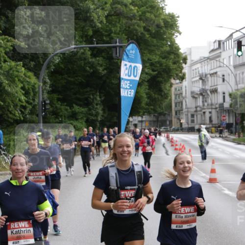 14.06.2026 - REWE Women's Run Jannik Wohlers http://msf.ph/oto/9818360 14.06.2026 10:59:57 Laufen 5727, 6029, 7, 00, 5888 meine-sportfotos.de