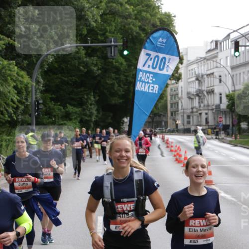 14.06.2026 - REWE Women's Run Jannik Wohlers http://msf.ph/oto/9818367 14.06.2026 10:59:58 Laufen 5727, 7, 00, 5887, 5888 meine-sportfotos.de