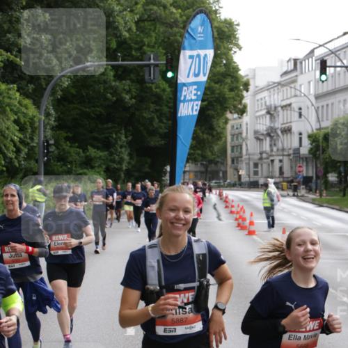 14.06.2026 - REWE Women's Run Jannik Wohlers http://msf.ph/oto/9818371 14.06.2026 10:59:58 Laufen 700, 5887, 7, 5888 meine-sportfotos.de