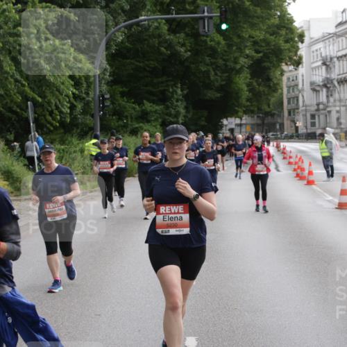 14.06.2026 - REWE Women's Run Jannik Wohlers http://msf.ph/oto/9818375 14.06.2026 10:59:59 Laufen 5727, 5230, 57, 1 meine-sportfotos.de