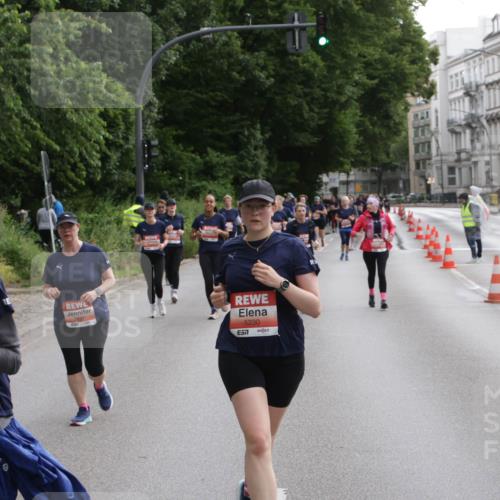 14.06.2026 - REWE Women's Run Jannik Wohlers http://msf.ph/oto/9818376 14.06.2026 10:59:59 Laufen 5727, 5230, 57, 1 meine-sportfotos.de