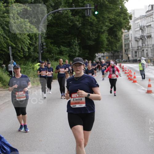 14.06.2026 - REWE Women's Run Jannik Wohlers http://msf.ph/oto/9818378 14.06.2026 10:59:59 Laufen 5727, 51, 5230, 657, 01 meine-sportfotos.de