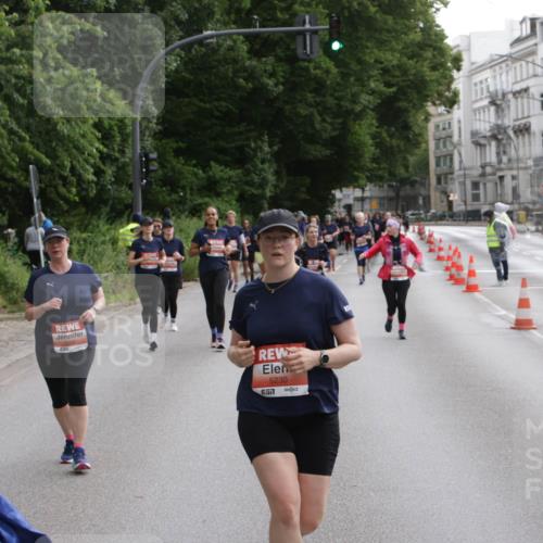 14.06.2026 - REWE Women's Run Jannik Wohlers http://msf.ph/oto/9818379 14.06.2026 10:59:59 Laufen 5727, 57, 5230, 7, 1 meine-sportfotos.de