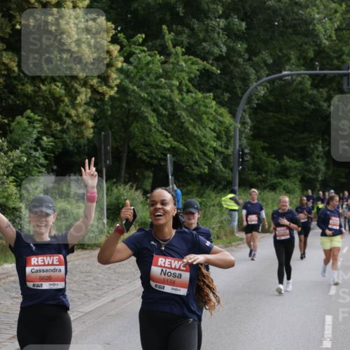 14.06.2026 - REWE Women's Run Jannik Wohlers http://msf.ph/oto/9818401 14.06.2026 11:00:05 Laufen 5626, 5174 meine-sportfotos.de