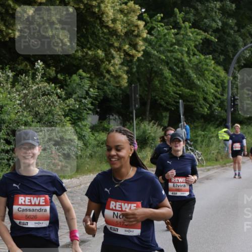 14.06.2026 - REWE Women's Run Jannik Wohlers http://msf.ph/oto/9818413 14.06.2026 11:00:05 Laufen 5626, 7, 517, 7, 7, 7, 5494 meine-sportfotos.de