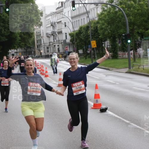 14.06.2026 - REWE Women's Run Jannik Wohlers http://msf.ph/oto/9818431 14.06.2026 11:00:09 Laufen 7, 6028, 5568, 57, 1 meine-sportfotos.de