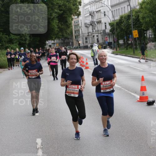 14.06.2026 - REWE Women's Run Jannik Wohlers http://msf.ph/oto/9818438 14.06.2026 11:00:11 Laufen 5620, 51, 1 meine-sportfotos.de