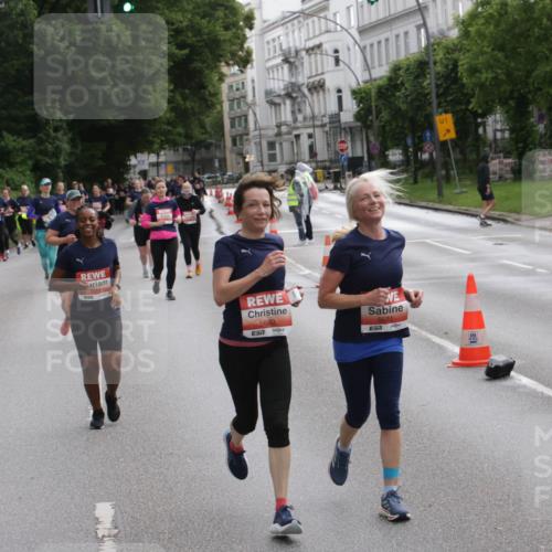 14.06.2026 - REWE Women's Run Jannik Wohlers http://msf.ph/oto/9818443 14.06.2026 11:00:11 Laufen 5620, 57, 5621, 7, 1 meine-sportfotos.de