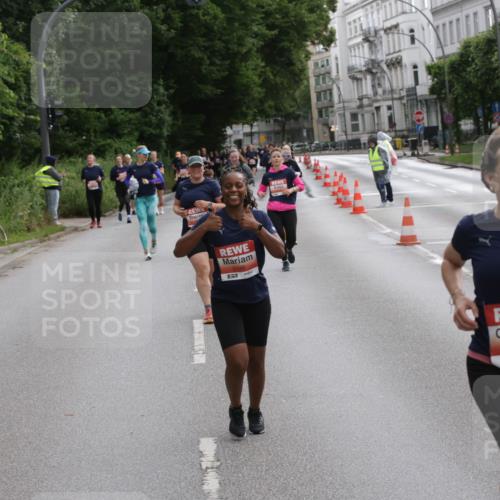 14.06.2026 - REWE Women's Run Jannik Wohlers http://msf.ph/oto/9818446 14.06.2026 11:00:12 Laufen 5149, 5620, 1 meine-sportfotos.de