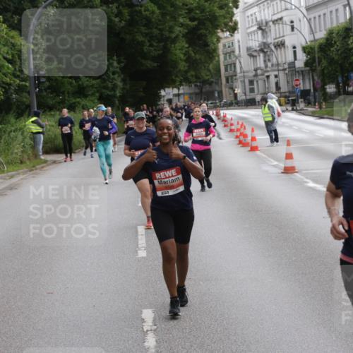 14.06.2026 - REWE Women's Run Jannik Wohlers http://msf.ph/oto/9818447 14.06.2026 11:00:12 Laufen 1, 5620, 7 meine-sportfotos.de
