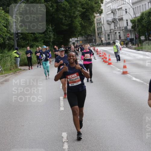 14.06.2026 - REWE Women's Run Jannik Wohlers http://msf.ph/oto/9818449 14.06.2026 11:00:12 Laufen 5149, 1, 5620, 57 meine-sportfotos.de