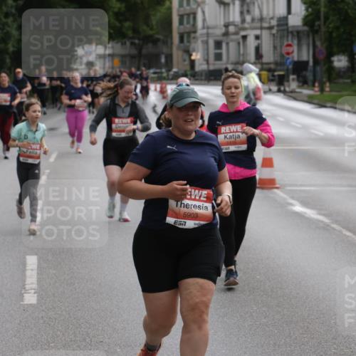 14.06.2026 - REWE Women's Run Jannik Wohlers http://msf.ph/oto/9818461 14.06.2026 11:00:15 Laufen 5903, 7, 7, 01 meine-sportfotos.de