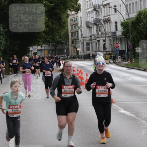 14.06.2026 - REWE Women's Run Jannik Wohlers http://msf.ph/oto/9818472 14.06.2026 11:00:17 Laufen 37, 657, 1, 8323 meine-sportfotos.de