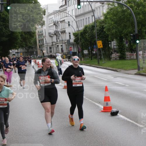 14.06.2026 - REWE Women's Run Jannik Wohlers http://msf.ph/oto/9818477 14.06.2026 11:00:18 Laufen 5382, 1 meine-sportfotos.de