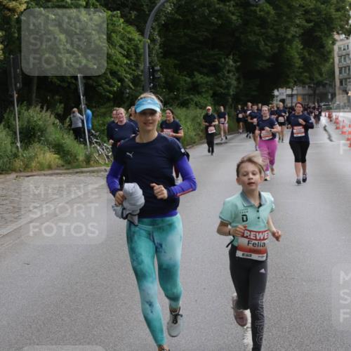 14.06.2026 - REWE Women's Run Jannik Wohlers http://msf.ph/oto/9818481 14.06.2026 11:00:19 Laufen 5960, 7, 5541, 57 meine-sportfotos.de