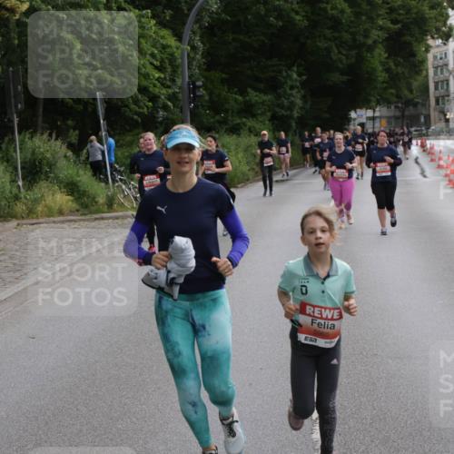 14.06.2026 - REWE Women's Run Jannik Wohlers http://msf.ph/oto/9818483 14.06.2026 11:00:19 Laufen 5960 meine-sportfotos.de