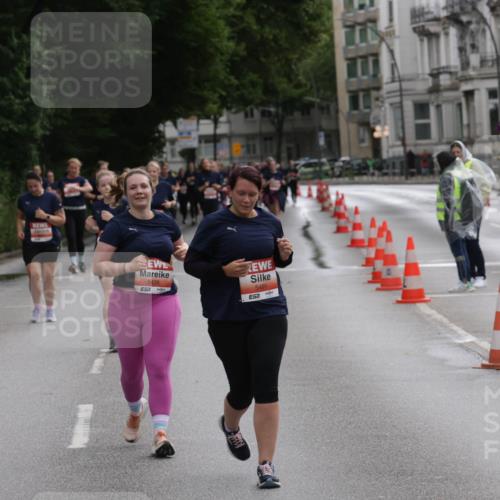 14.06.2026 - REWE Women's Run Jannik Wohlers http://msf.ph/oto/9818490 14.06.2026 11:00:21 Laufen 5436, 5491, 571 meine-sportfotos.de