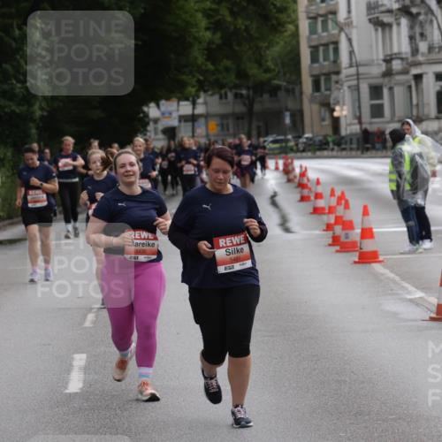 14.06.2026 - REWE Women's Run Jannik Wohlers http://msf.ph/oto/9818491 14.06.2026 11:00:21 Laufen 5436, 7, 5491 meine-sportfotos.de