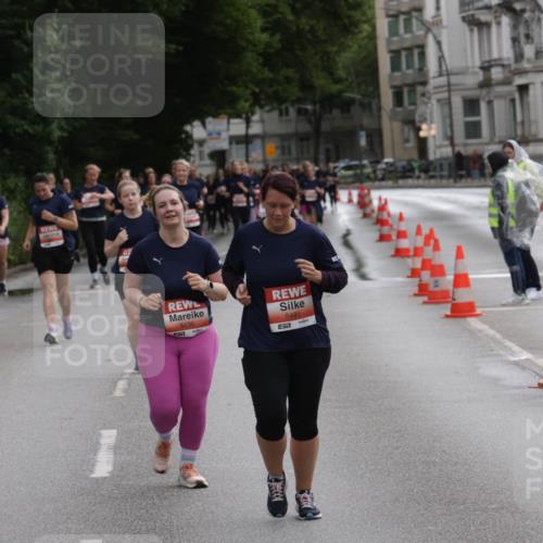 14.06.2026 - REWE Women's Run Jannik Wohlers http://msf.ph/oto/9818493 14.06.2026 11:00:21 Laufen 5436, 5491, 57 meine-sportfotos.de