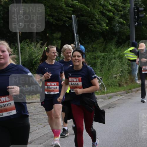 14.06.2026 - REWE Women's Run Jannik Wohlers http://msf.ph/oto/9818497 14.06.2026 11:00:23 Laufen 5775, 57, 5104, 5574 meine-sportfotos.de