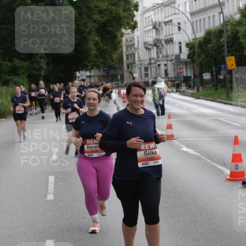 14.06.2026 - REWE Women's Run Jannik Wohlers http://msf.ph/oto/9818506 14.06.2026 11:00:25 Laufen 5436, 51, 5491, 01 meine-sportfotos.de
