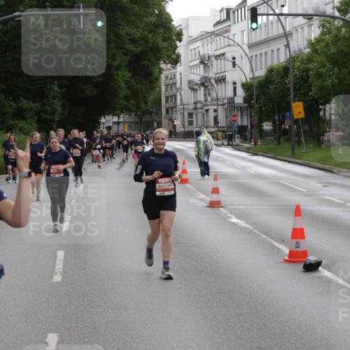 14.06.2026 - REWE Women's Run Jannik Wohlers http://msf.ph/oto/9818529 14.06.2026 11:00:32 Laufen 5605, 1 meine-sportfotos.de