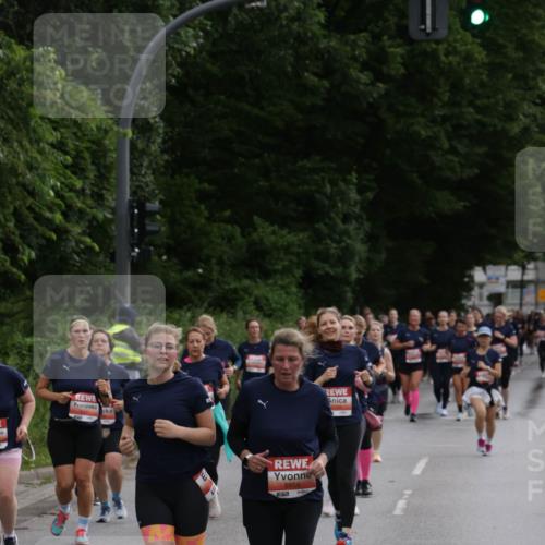 14.06.2026 - REWE Women's Run Jannik Wohlers http://msf.ph/oto/9818540 14.06.2026 11:00:36 Laufen 5958 meine-sportfotos.de