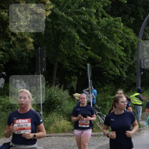 14.06.2026 - REWE Women's Run Jannik Wohlers http://msf.ph/oto/9818542 14.06.2026 11:00:37 Laufen 6024, 517, 7 meine-sportfotos.de