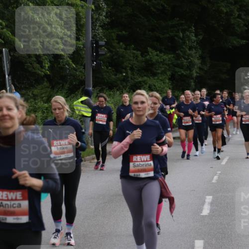 14.06.2026 - REWE Women's Run Jannik Wohlers http://msf.ph/oto/9818555 14.06.2026 11:00:41 Laufen 6926, 1517, 6395 meine-sportfotos.de