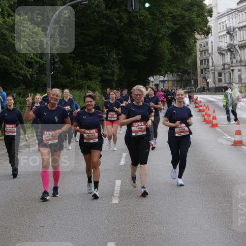 14.06.2026 - REWE Women's Run Jannik Wohlers http://msf.ph/oto/9818564 14.06.2026 11:00:49 Laufen 5816, 1 meine-sportfotos.de