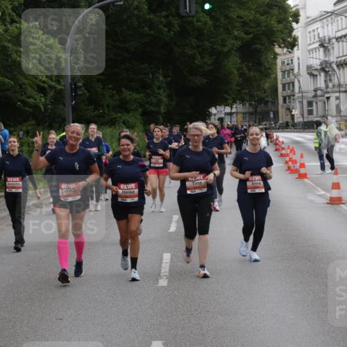 14.06.2026 - REWE Women's Run Jannik Wohlers http://msf.ph/oto/9818565 14.06.2026 11:00:49 Laufen 3816, 1 meine-sportfotos.de