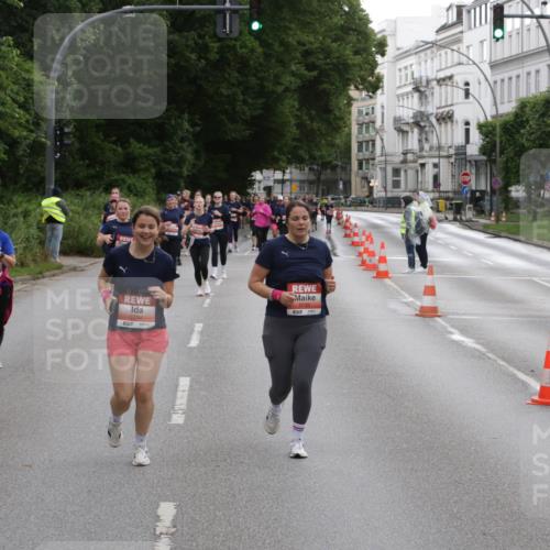 14.06.2026 - REWE Women's Run Jannik Wohlers http://msf.ph/oto/9818581 14.06.2026 11:00:54 Laufen 5, 5734, 1, 117 meine-sportfotos.de