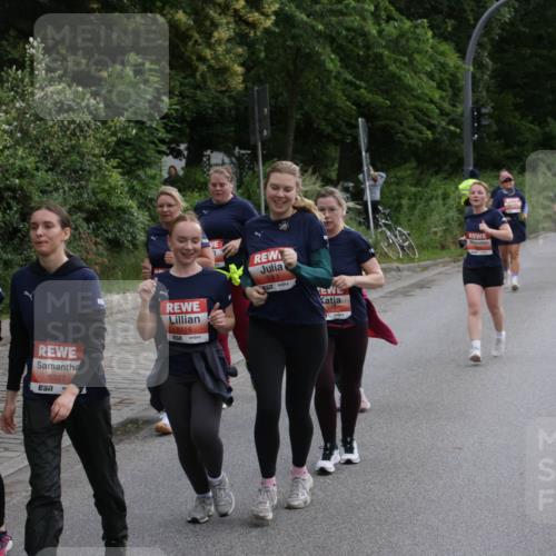 14.06.2026 - REWE Women's Run Jannik Wohlers http://msf.ph/oto/9818588 14.06.2026 11:00:55 Laufen 5752, 577, 5327, 5116, 51, 5119 meine-sportfotos.de
