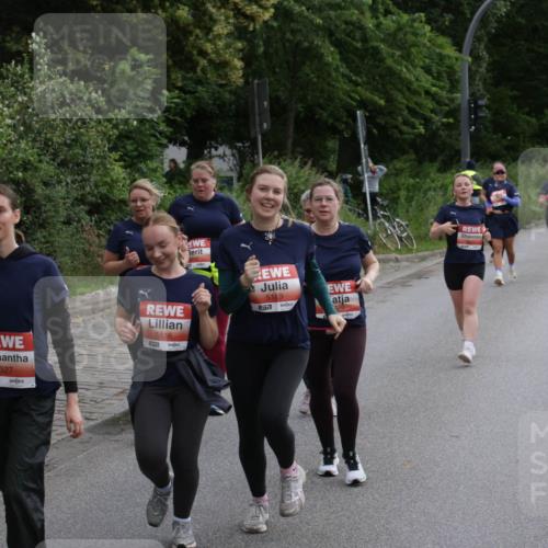14.06.2026 - REWE Women's Run Jannik Wohlers http://msf.ph/oto/9818595 14.06.2026 11:00:56 Laufen 5752, 7, 5327, 5116, 5119, 657 meine-sportfotos.de