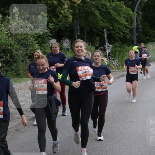 14.06.2026 - REWE Women's Run Jannik Wohlers http://msf.ph/oto/9818599 14.06.2026 11:00:56 Laufen 52, 5327, 7, 5116, 519, 5229, 7 meine-sportfotos.de
