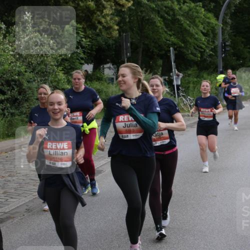 14.06.2026 - REWE Women's Run Jannik Wohlers http://msf.ph/oto/9818605 14.06.2026 11:00:56 Laufen 5327, 5116, 5119, 7, 5229, 57 meine-sportfotos.de